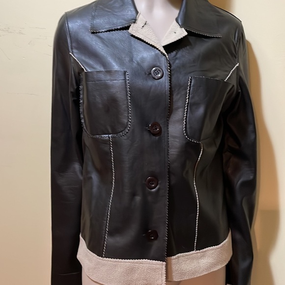 Women’s Buttons Leather Jacket - Picture 2 of 4